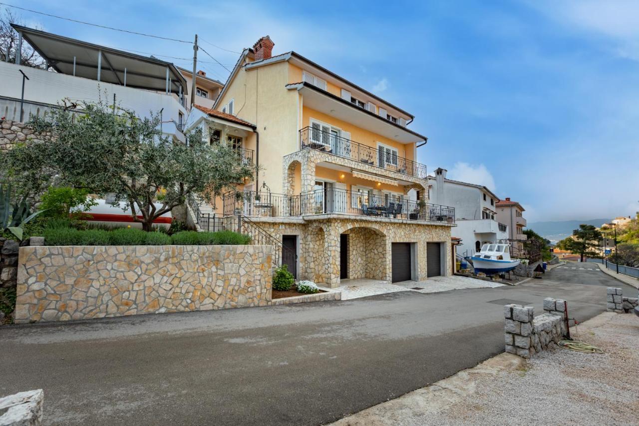 Apartman Marina Vrbnik Eksteriør billede
