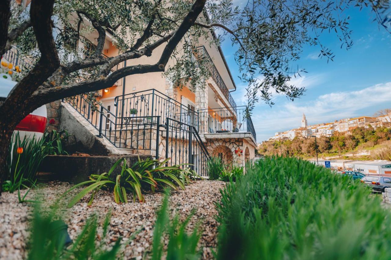 Apartman Marina Vrbnik Eksteriør billede